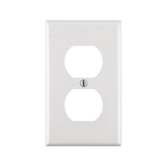 Leviton M24-88003-WMP Receptacle Wallplate, 4-1/2 in L, 2-3/4 in W, 1 -Gang, Plastic, White, Smooth
