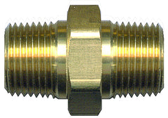 122-DC  NIPPLE REDU 1/2X3/8MPT