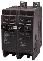 BQLT15230 BREAKR QUAD BOLT 30A