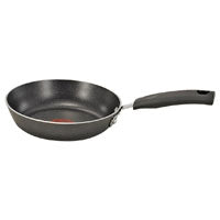 8IN FRY PAN NONSTICK INT BLK