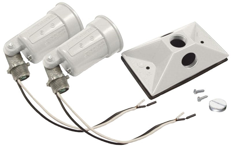 Hubbell 5621-6 Lamp Holder, Combination, Weatherproof, 3.336 in L x 10 in W x 4.594 in H Dimensions, 120 V