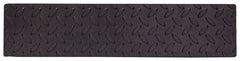 RUBBER SAFETY TREAD 4X17IN